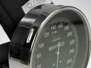 Blood pressure monitor maximed detail a f bosch